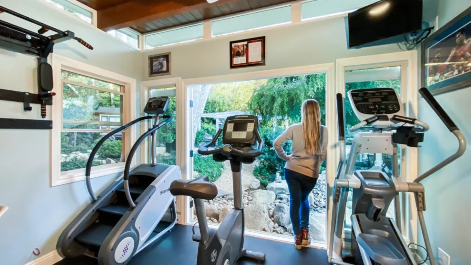 A Gorgeous Backyard Home Gym | Modern Shed