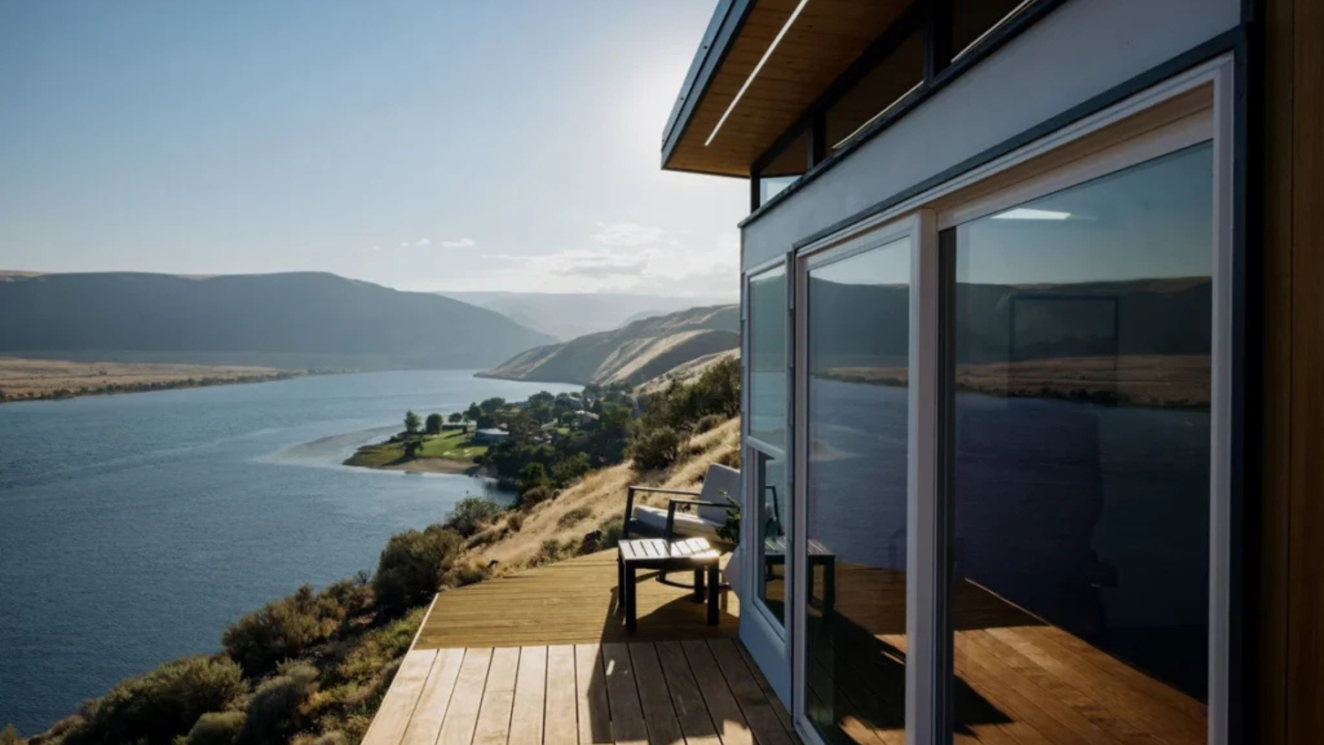 Cliff Shed | Modern Shed