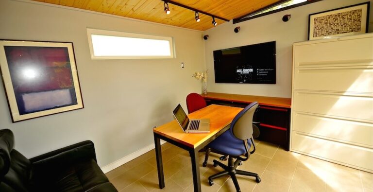 DEV AREA